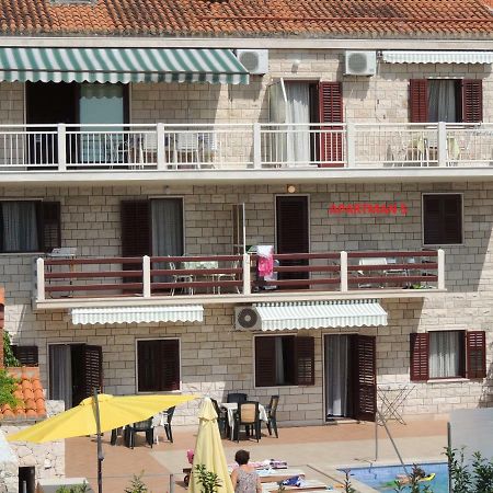 Apartments Bezmalinovic 2 Bol Dış mekan fotoğraf