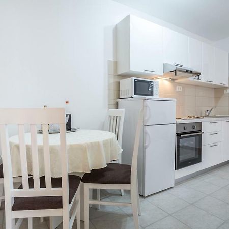 Apartments Bezmalinovic 2 Bol Dış mekan fotoğraf
