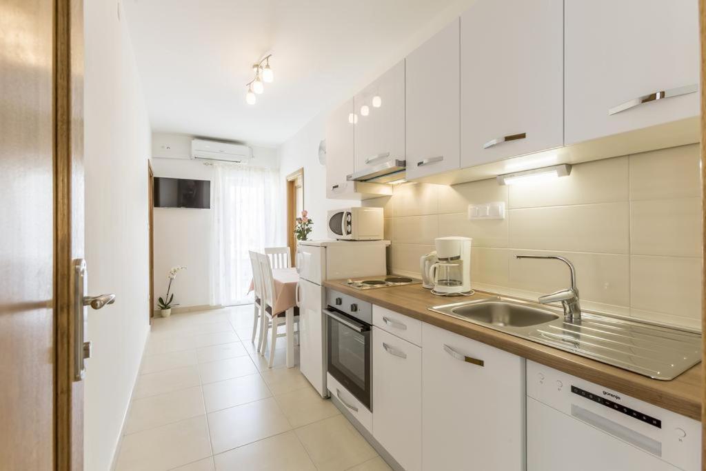 Apartments Bezmalinovic 2 Bol Dış mekan fotoğraf