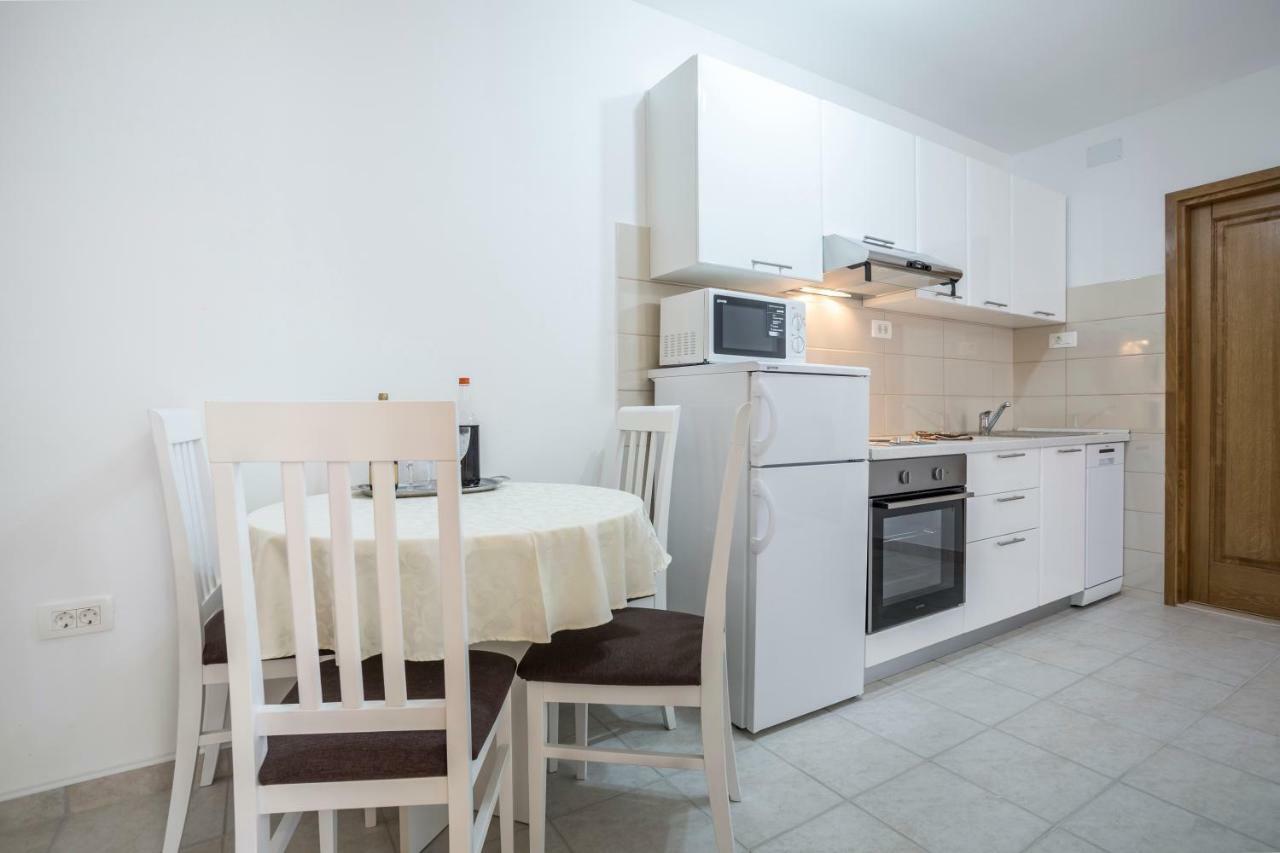 Apartments Bezmalinovic 2 Bol Dış mekan fotoğraf