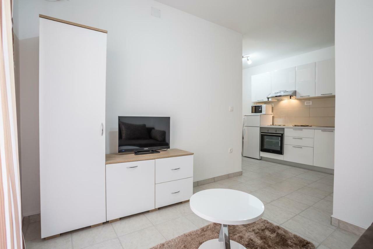 Apartments Bezmalinovic 2 Bol Dış mekan fotoğraf